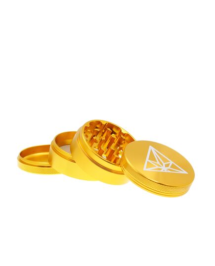 Treez Club 63 mm Gold Premium Grinder, 4-teilig, aus Aluminium, mit scharfen Zähnen für effizientes Kräutermahlen.